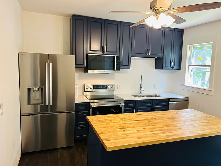 4 Hillside Pl — Photo 2