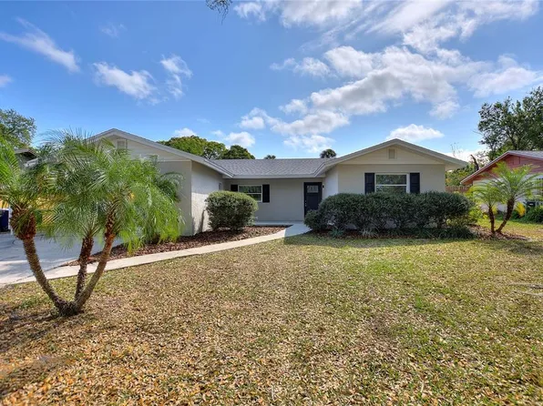 3301 Woodmont Dr, Sarasota, FL 34232