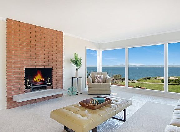 2nd image of 385 Palos Verdes Dr W