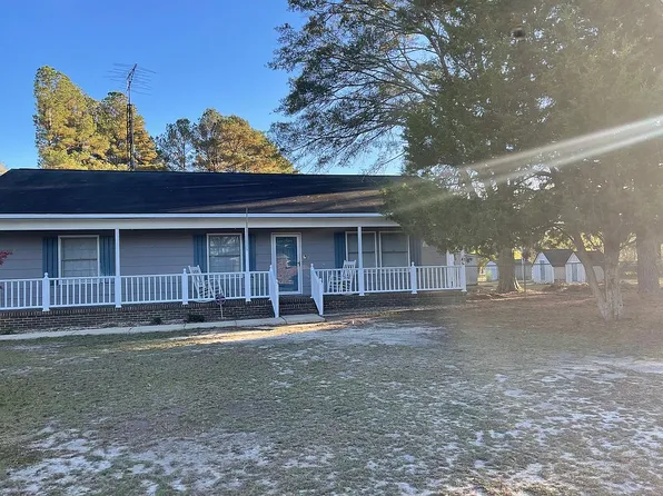 21 Ivy St, Cheraw, SC 29520