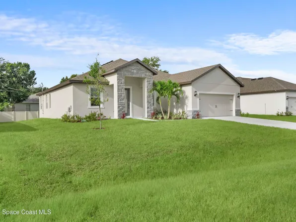372 Croquet Ave NE, Palm Bay, FL 32907