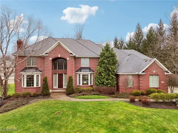 28925 N Park Blvd, Solon, OH 44139