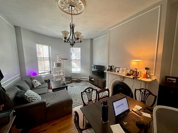 5th image of 93 E Brookline St APT 2