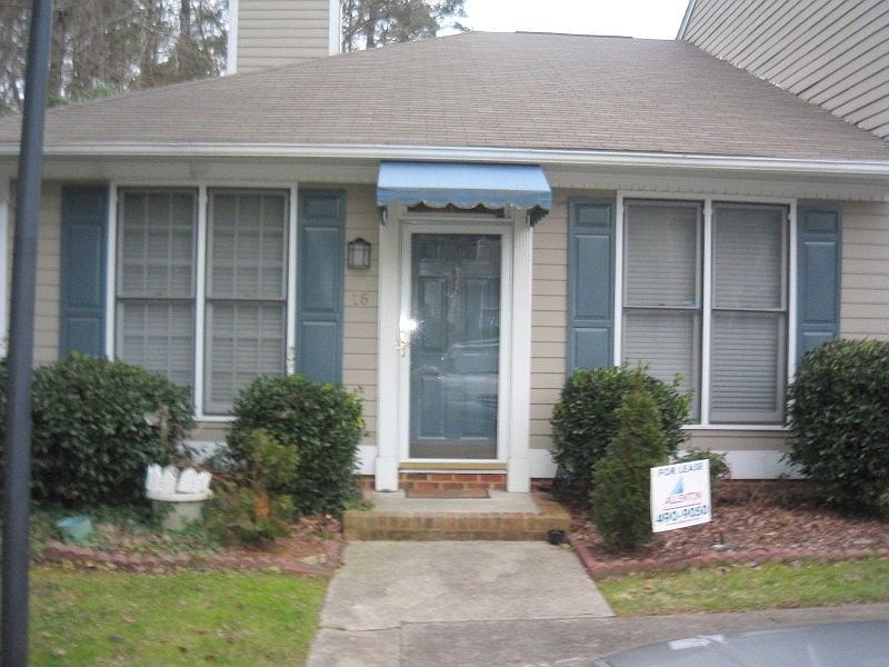 1st image of 16 Forest Oaks Dr