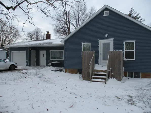 515 N 1st St, Laurens, IA 50554