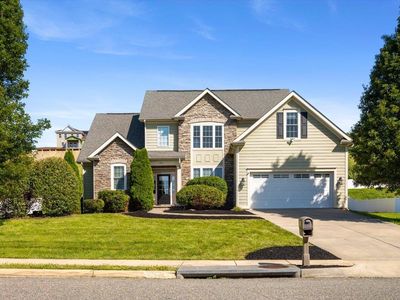 239 Windsor Dr, Fishersville, VA, 22939