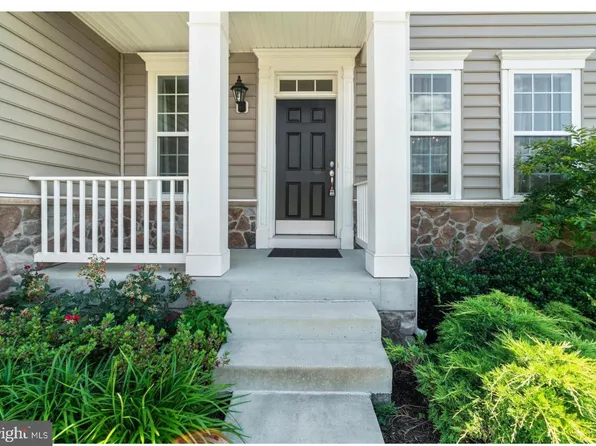 6735 McCormick Dr, Bryans Road, MD 20616