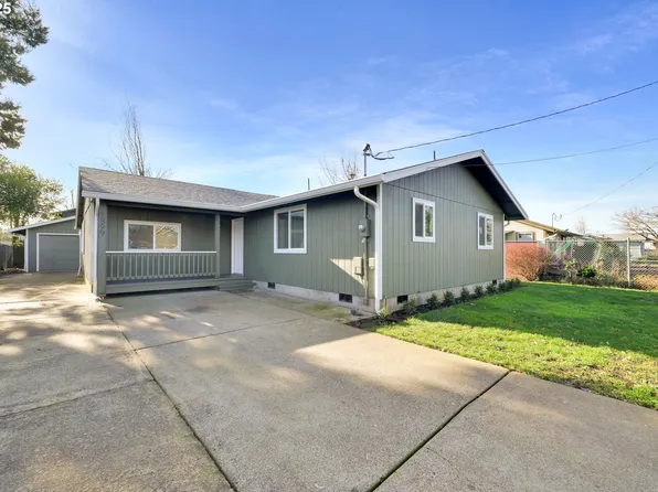 1899 Scott Rd, Springfield, OR 97477