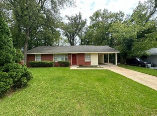 1216 E Audubon Rd, Montgomery, AL 36111