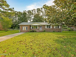 410 Pine Valley Rd, Jacksonville, NC 28546