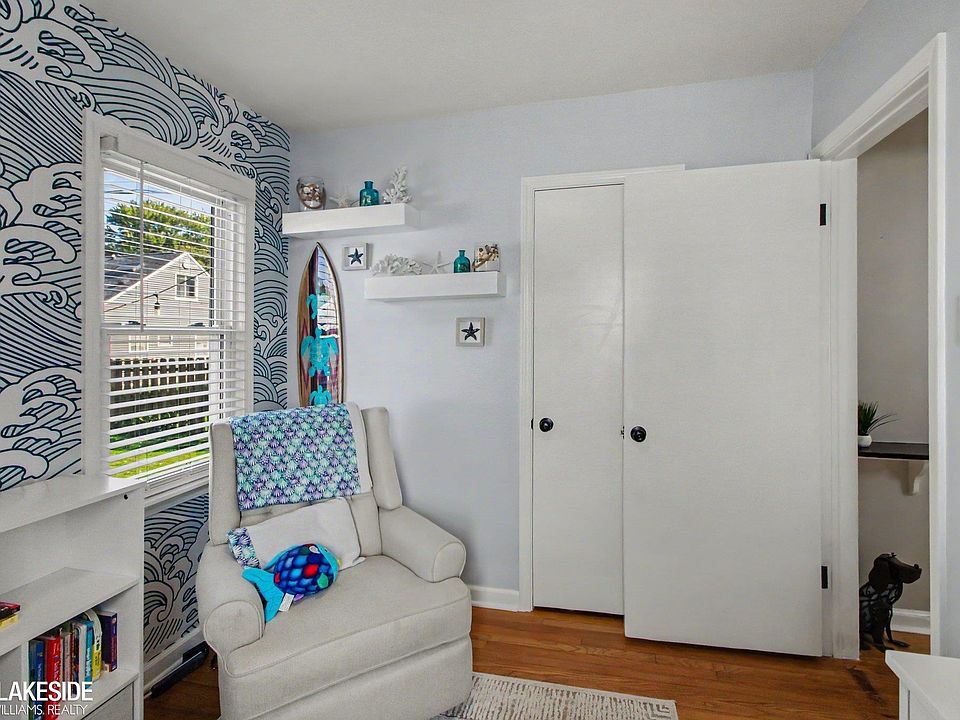 2013 E 4th St, photo 15