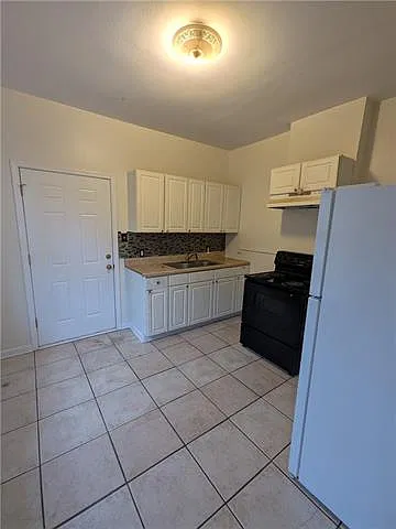 2 bed, 1.0 bath, 672 sqft, $1,100 — Photo 3