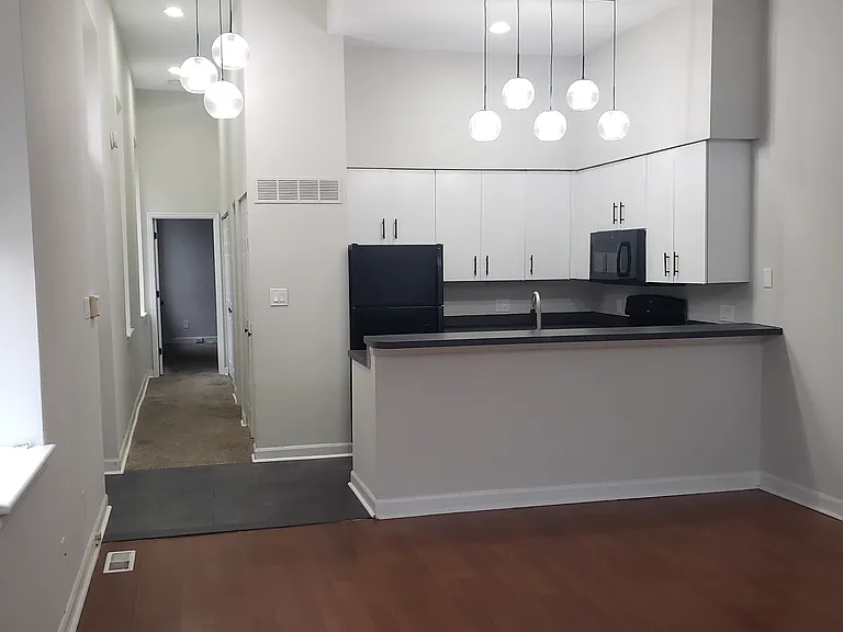 2229 Shenandoah Ave #2229 — Photo 1