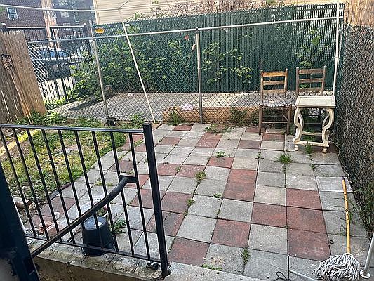 1st image of 75 Buffalo Ave #2