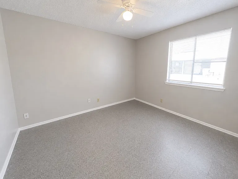 507 Thelma Dr #A — Photo 8