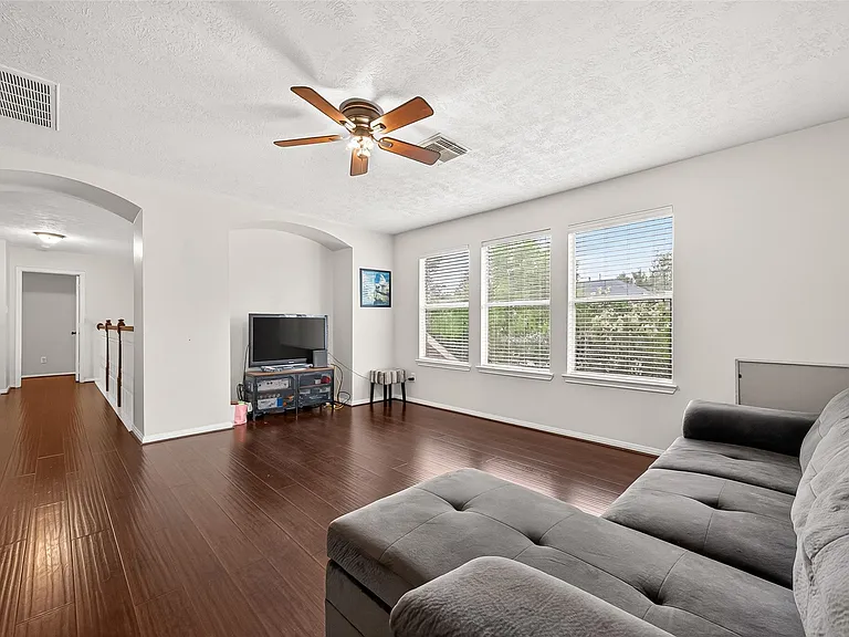 2910 Barton Meadow Ln — Photo 24