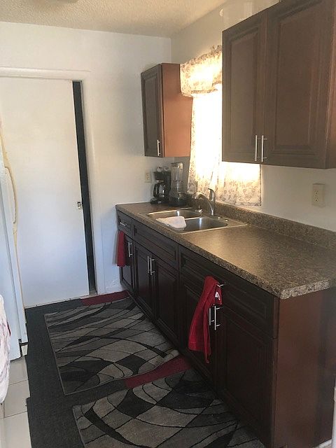 2nd image of 1489 W 34th St