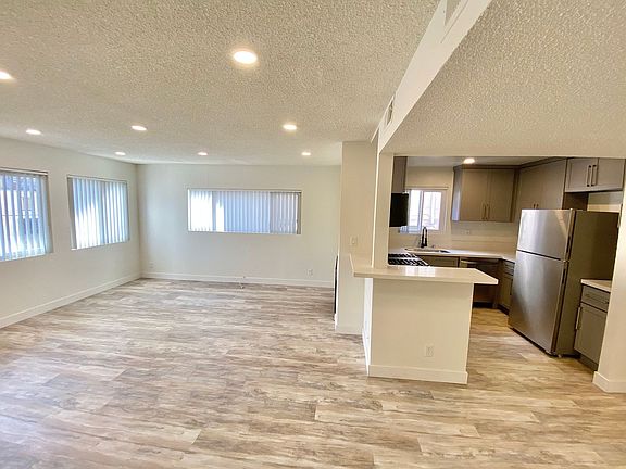 4th image of 3722 S Canfield Ave APT 103