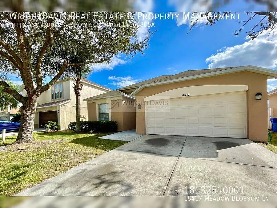 Gorgeous 3/2 New Tampa Home — Photo 2