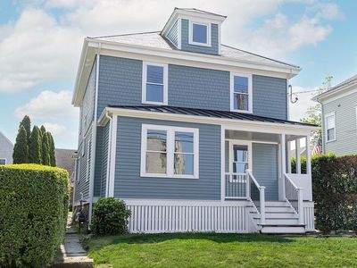 28 Carroll Ave, Newport, RI, 02840