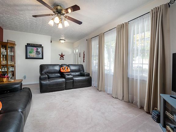 4th image of 307 Campbell Dr