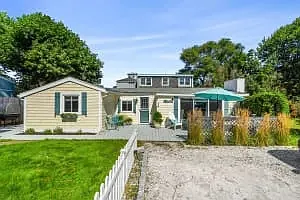 3 Riverside Dr — Photo 36