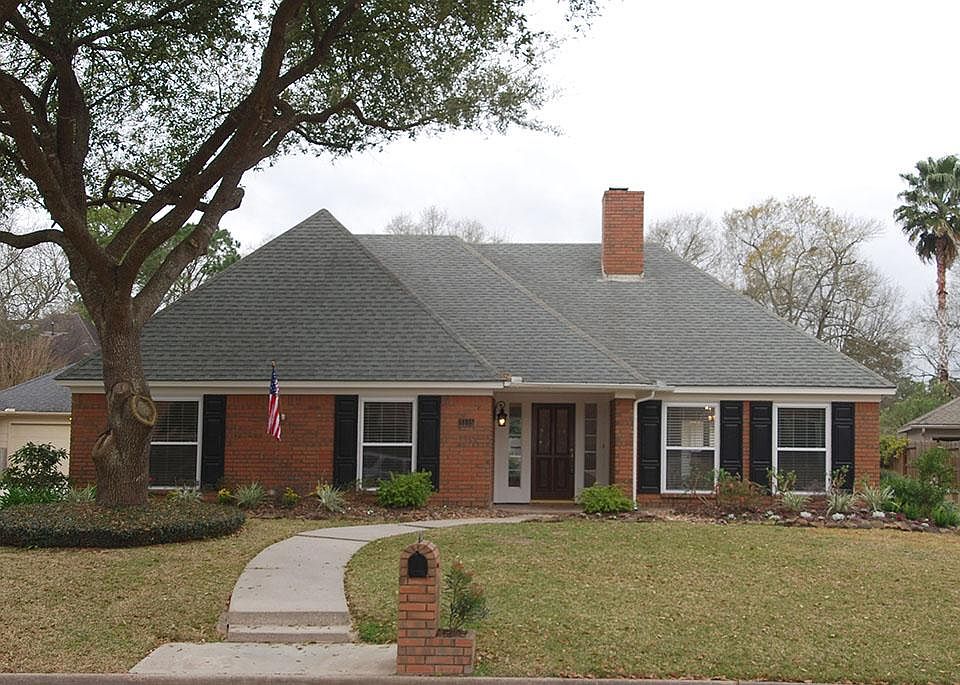 1st image of 3115 Cedar Village Dr