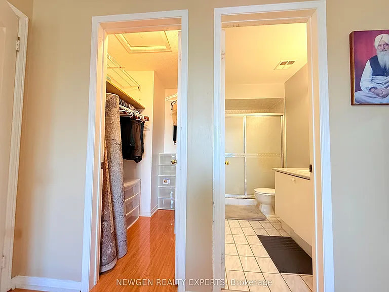 6013 Castlegrove Ct #UPPER — Photo 19