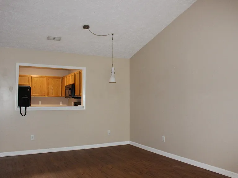 3431 Lainey Ln #D — Photo 15