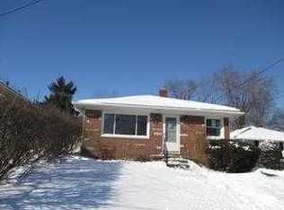 370 Lansing Rd, Akron, OH 44312