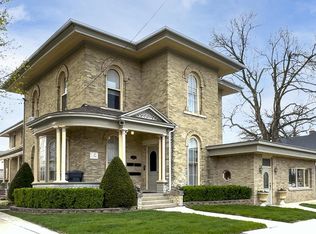 229 N Ludington St, Columbus, WI 53925