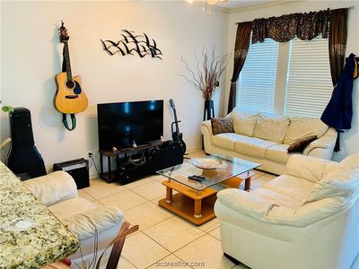 129 Forest (pvt) Dr, College Station, TX, 77840