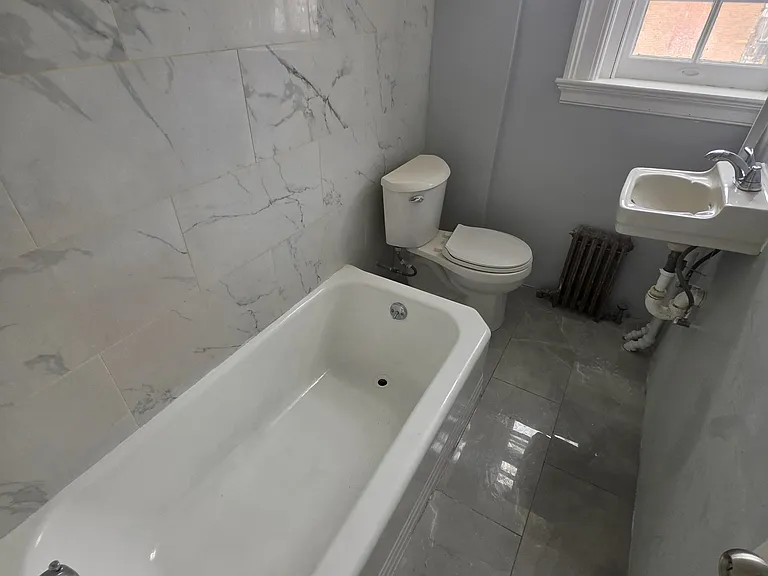 325 Roseville Ave #1 — Photo 13