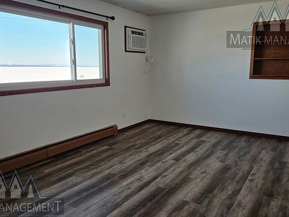 4th image of 820 S Lakeshore Dr #2