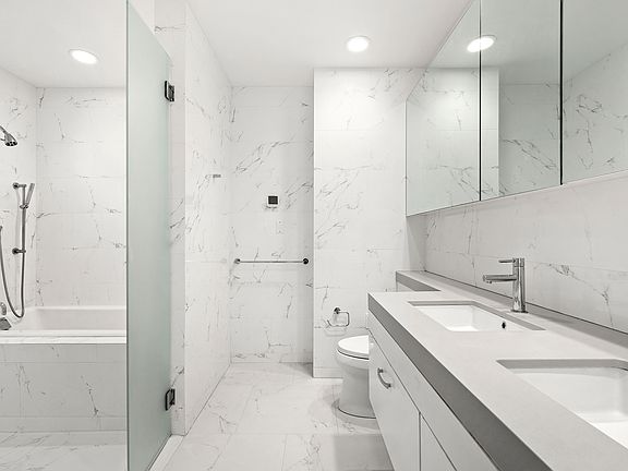 4th image of 301 E 61st St APT 4B