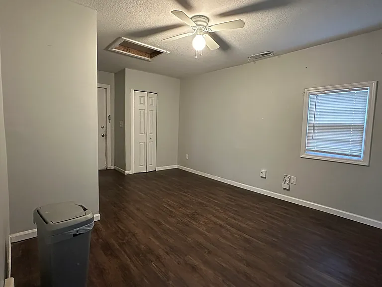 5309 Hardy Ave — Photo 1