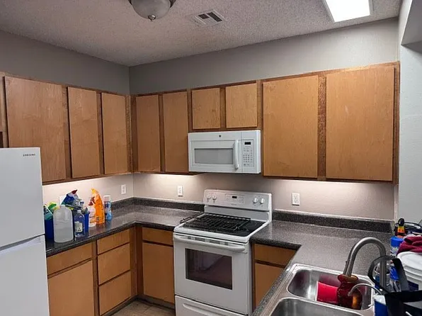 2200 Classen Blvd APT 6126, Norman, OK 73071