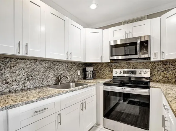 287 Farnham L #287, Deerfield Beach, FL 33442