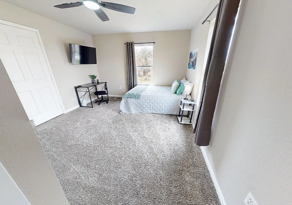Spacious room