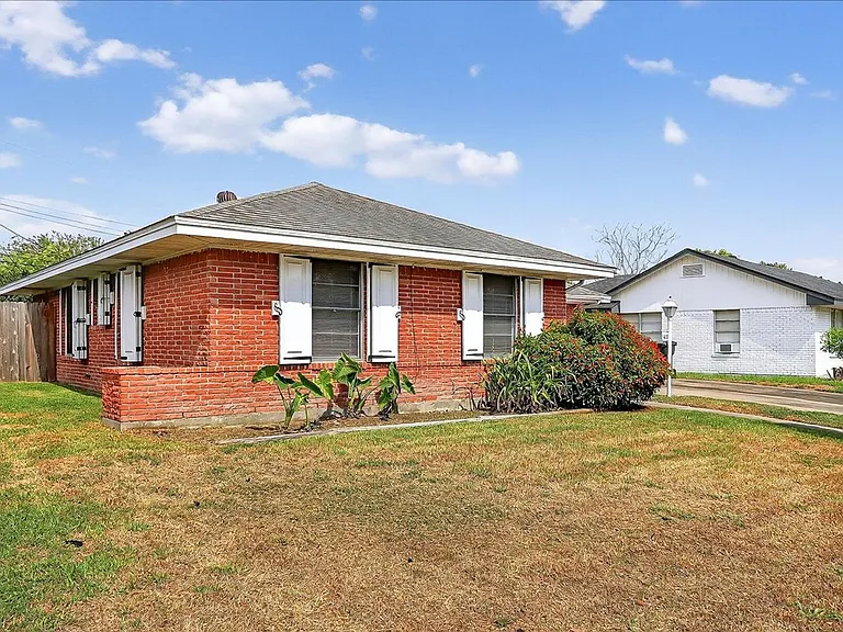 4637 Calvin Dr — Photo 44
