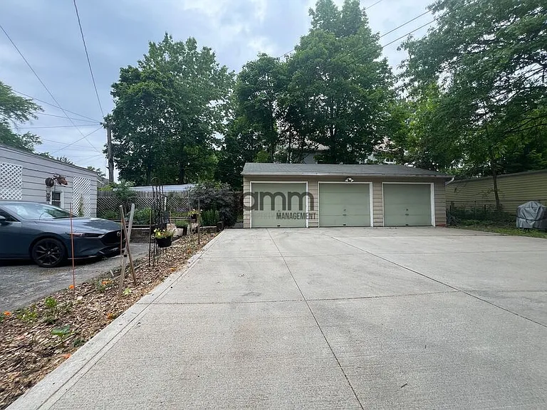 3079 Meadowbrook Blvd — Photo 24