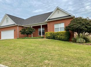 2962 Innisbrook Dr, Maryville, TN 37801