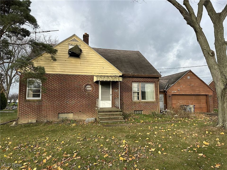 2nd image of 1240 W 33rd St