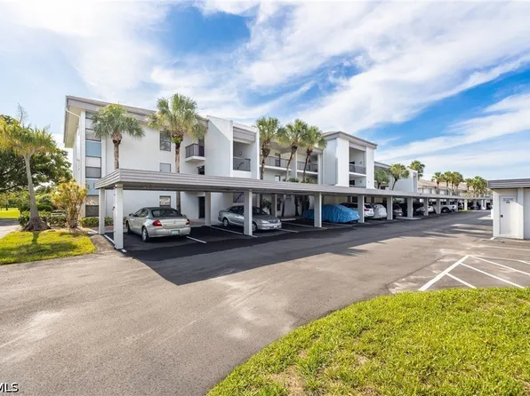 5905 Trailwinds Dr APT 812, Fort Myers, FL 33907