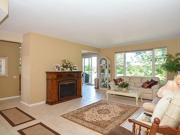 4th image of 12604 Oak Grove Dr