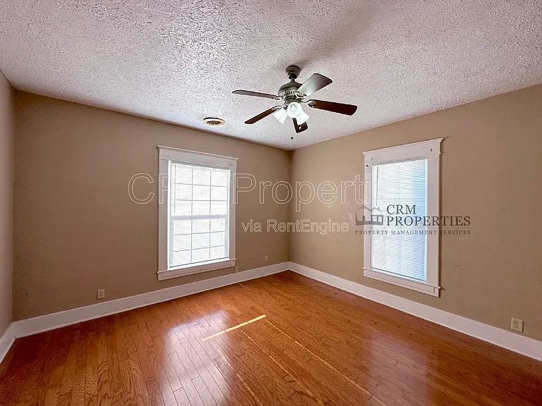 1021 S Purdum St — Photo 17