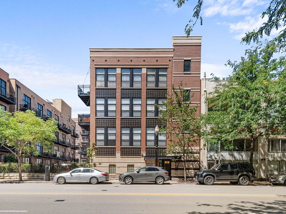 1st image of 1910 S Michigan Ave APT 307