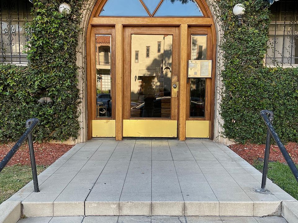 1st image of 611 S Cloverdale Ave APT 206