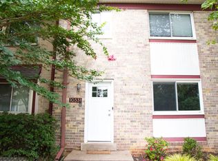 10331 Bushman Dr, Oakton, VA 22124