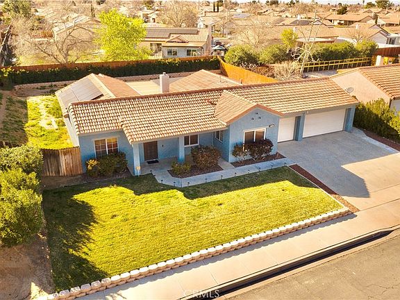 3rd image of 12654 Jade Rd